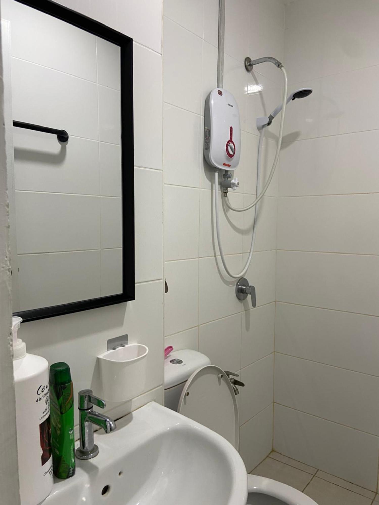 Aina Homestay, Metrocity Kuching Luaran gambar